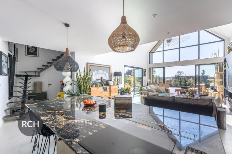 Photos du bien : La Hauteville – Belle maison d&rsquo;architecte nichée dans un environnement privilégié