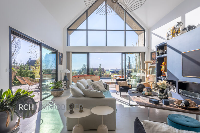 Photos du bien : La Hauteville – Belle maison d&rsquo;architecte nichée dans un environnement privilégié