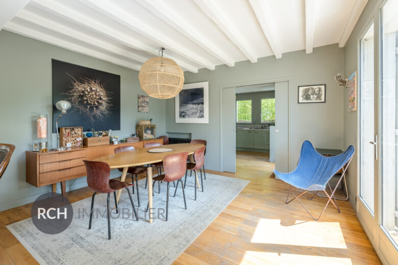 Photos du bien : Grosrouvre – Charmante maison entièrement rénovée au coeur de la forêt