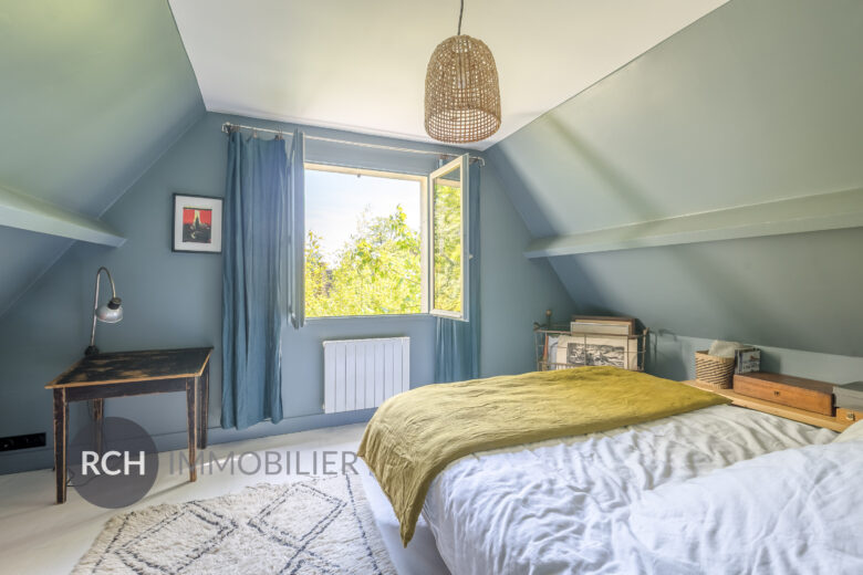 Photos du bien : Grosrouvre – Charmante maison entièrement rénovée au coeur de la forêt