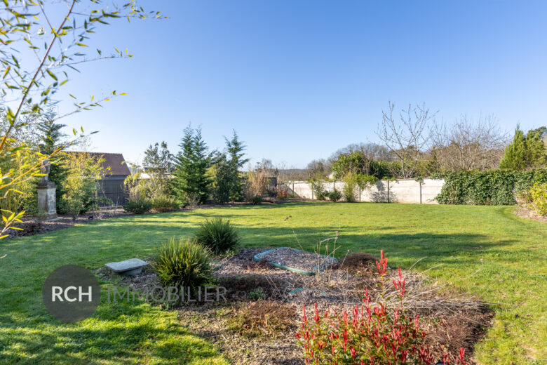 Photos du bien : La Hauteville – Belle maison d&rsquo;architecte nichée dans un environnement privilégié