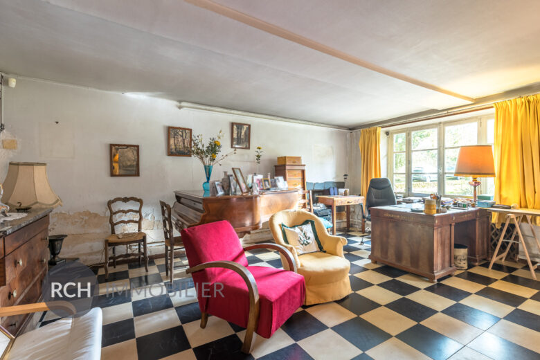 Photos du bien : Mareil-le-Guyon – Grande propriété sur beau parc arboré de plus d&rsquo;un hectare