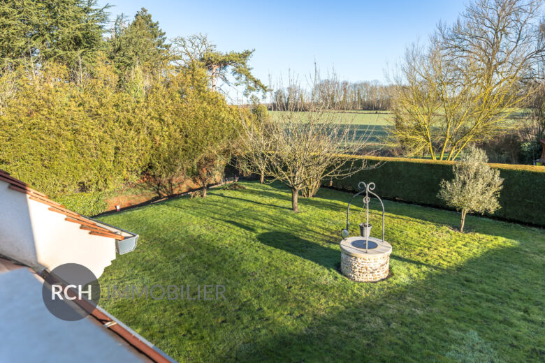 Photos du bien : Osmoy – Maison familiale de qualité avec sous-sol total