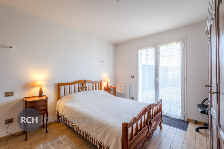 Photos du bien : Osmoy – Maison familiale de qualité avec sous-sol total