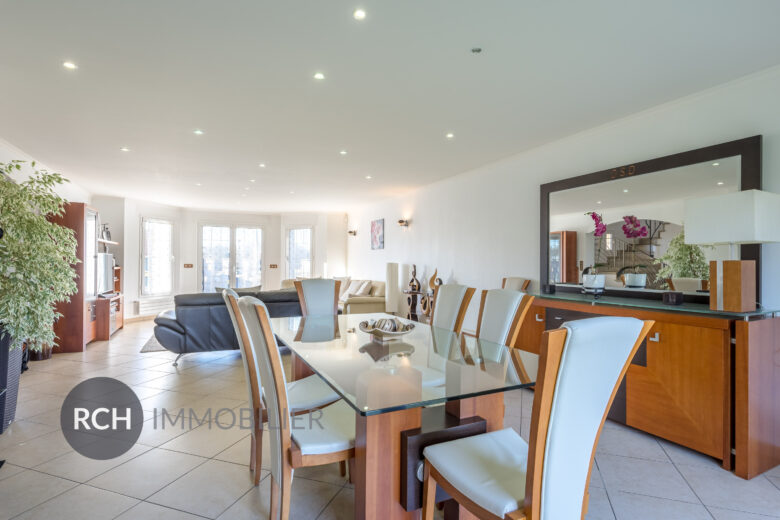 Photos du bien : Osmoy – Maison familiale de qualité avec sous-sol total