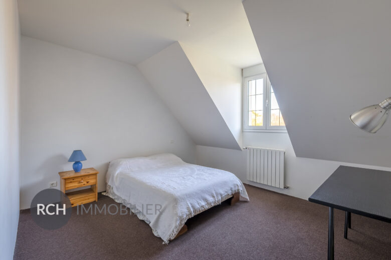 Photos du bien : Osmoy – Maison familiale de qualité avec sous-sol total