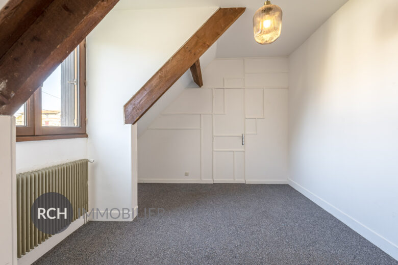 Photos du bien : Seul mandataire – Le Tremblay-sur-Mauldre – Maison familiale dans un environnement calme avec sous-sol total