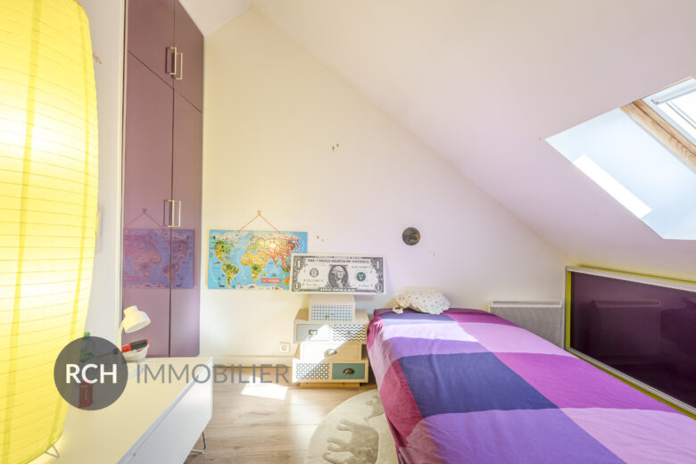 Photos du bien : Saint-Léger-en-Yvelines – Maison de village avec jardin dans un environnement calme