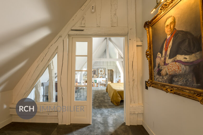 Photos du bien : Rouvres – Magnifique propriété ancienne alliant authenticité et confort contemporain