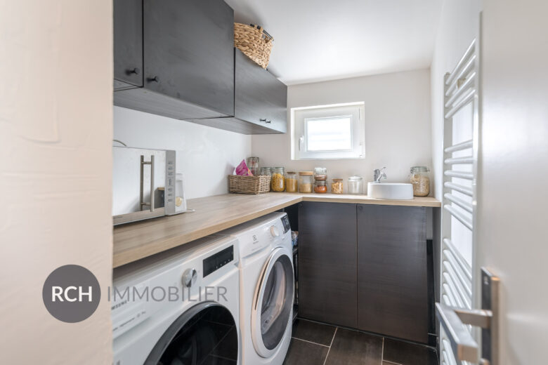 Photos du bien : Exclusivité – Saint-Léger-en-Yvelines – Maison ancienne avec joli jardin clos de mur