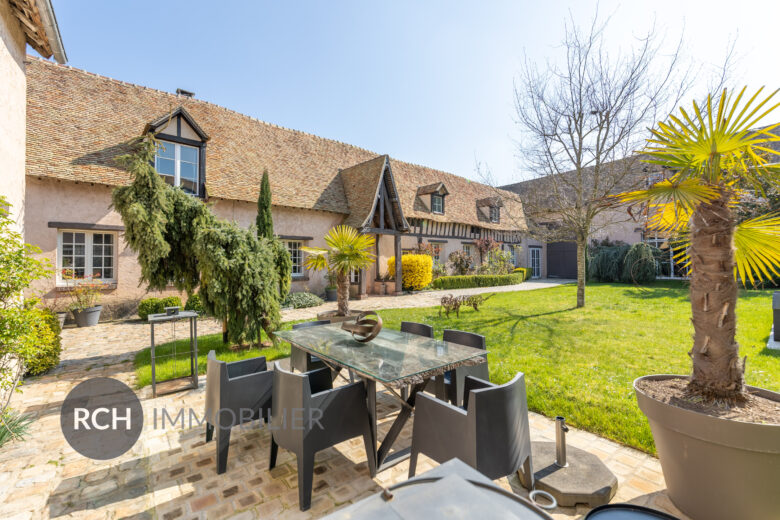 Photos du bien : Rouvres – Magnifique propriété ancienne alliant authenticité et confort contemporain
