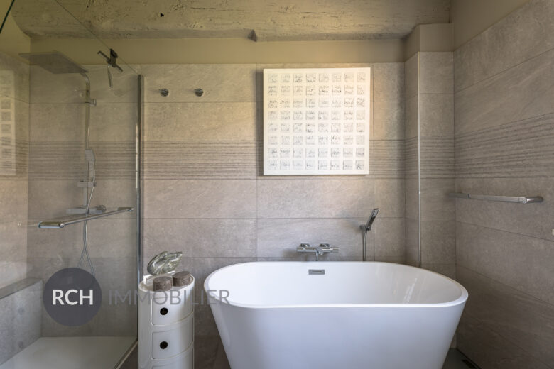 Photos du bien : Rouvres – Magnifique propriété ancienne alliant authenticité et confort contemporain