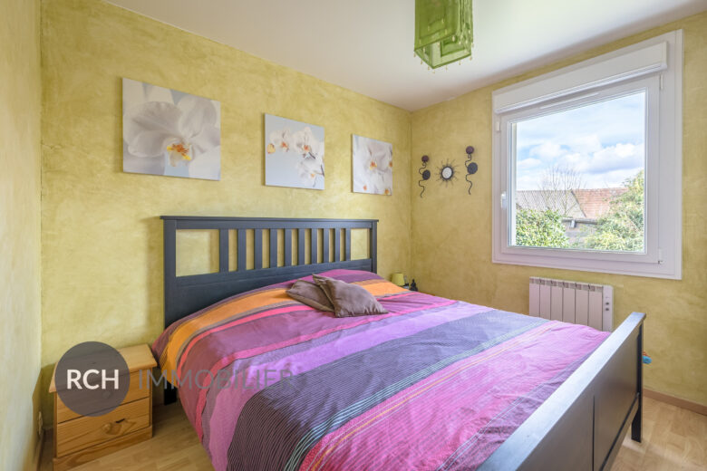 Photos du bien : Adainville – Forêt à pied – Maison familiale avec joli jardin arboré