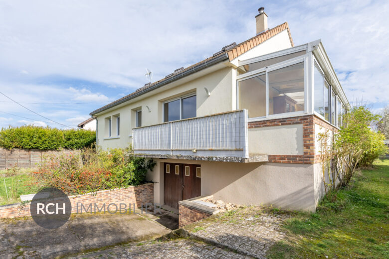 Photos du bien : Adainville – Forêt à pied – Maison familiale avec joli jardin arboré