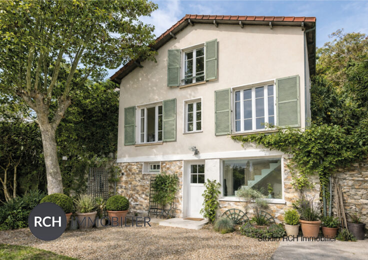 Photos du bien : Exclusivité – Montfort-l&rsquo;Amaury Centre historique – Charmante maison avec vue dégagée