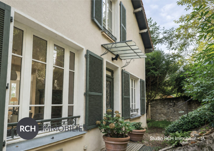 Photos du bien : Exclusivité – Montfort-l&rsquo;Amaury Centre historique – Charmante maison avec vue dégagée