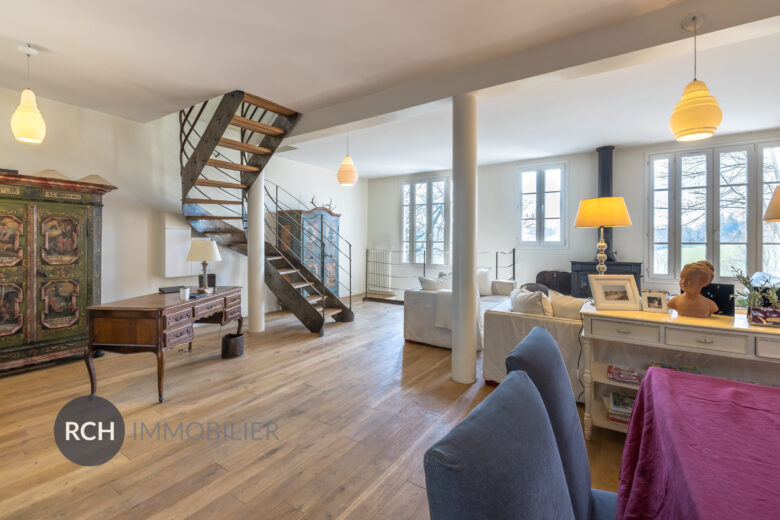 Photos du bien : Exclusivité – Montfort-l&rsquo;Amaury Centre historique – Charmante maison avec vue dégagée