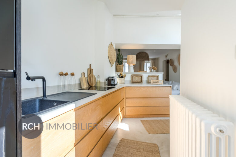 Photos du bien : Montfort l&rsquo;Amaury – Bien unique avec piscine dans le centre historique