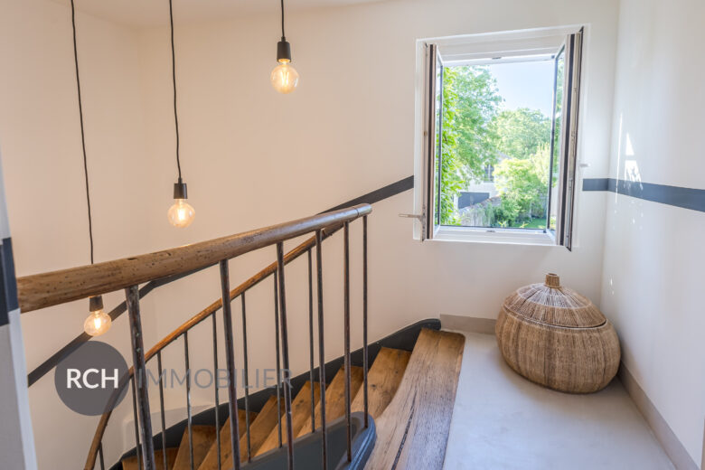 Photos du bien : Montfort l&rsquo;Amaury – Bien unique avec piscine dans le centre historique