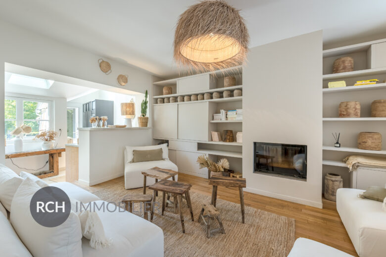 Photos du bien : Montfort l&rsquo;Amaury – Bien unique avec piscine dans le centre historique