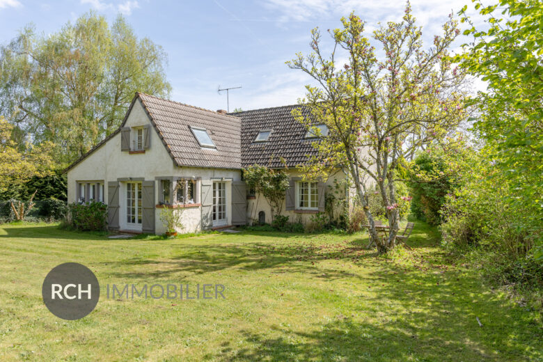 Photos du bien : Seul mandataire – Gambais – Charmante maison au coeur d&rsquo;un écrin de verdure