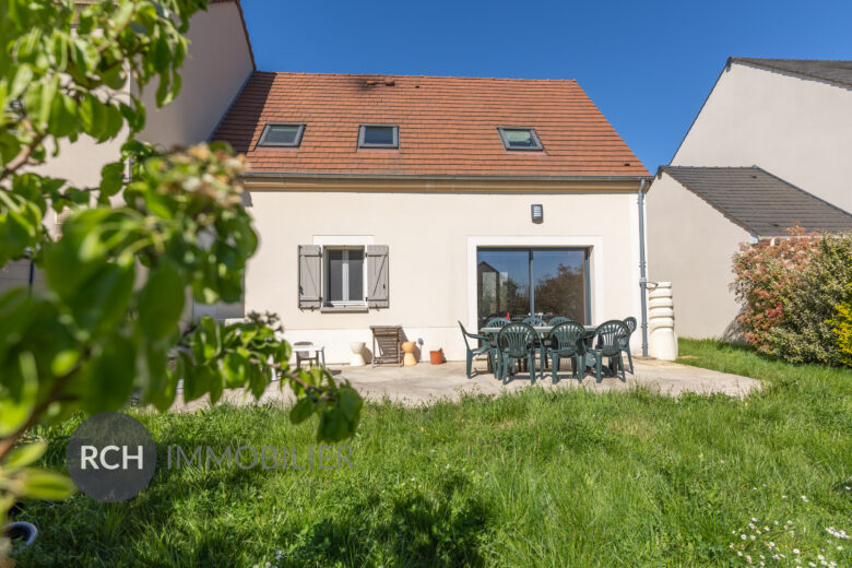 Photos du bien : Exclusivité – Autouillet – Jolie maison récente