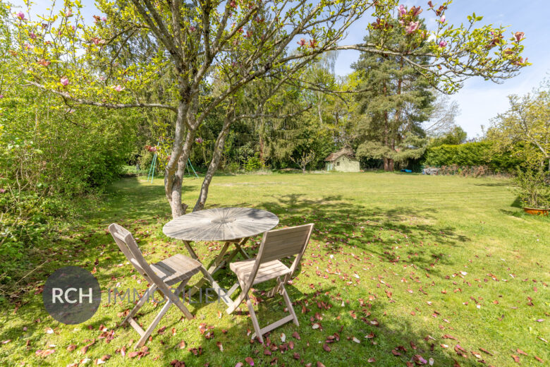 Photos du bien : Seul mandataire – Gambais – Charmante maison au coeur d&rsquo;un écrin de verdure