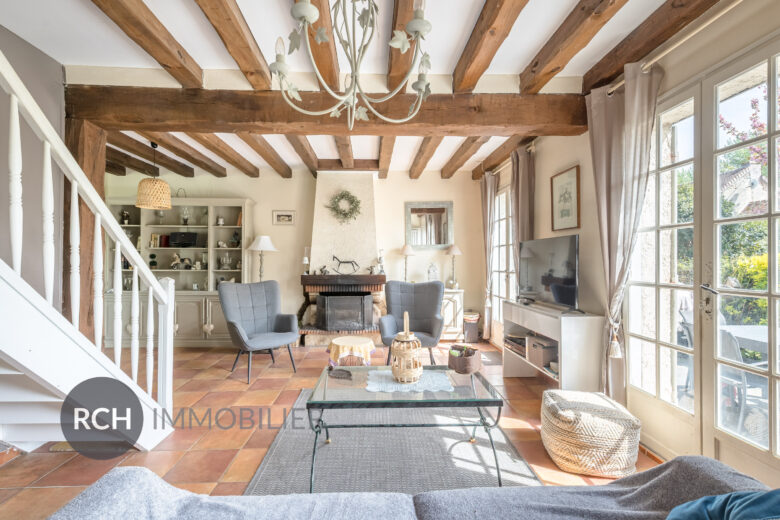 Photos du bien : Seul mandataire – Gambais – Charmante maison au coeur d&rsquo;un écrin de verdure