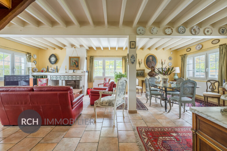 Photos du bien : Le Tremblay-sur-Mauldre – Maison familiale au calme avec joli jardin