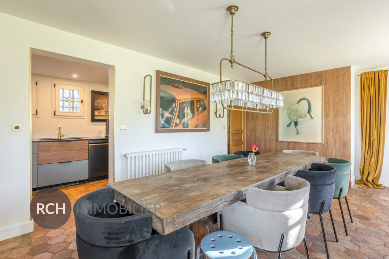 Photos du bien : Gambais – Demeure de charme avec vue dégagée au coeur de la forêt.