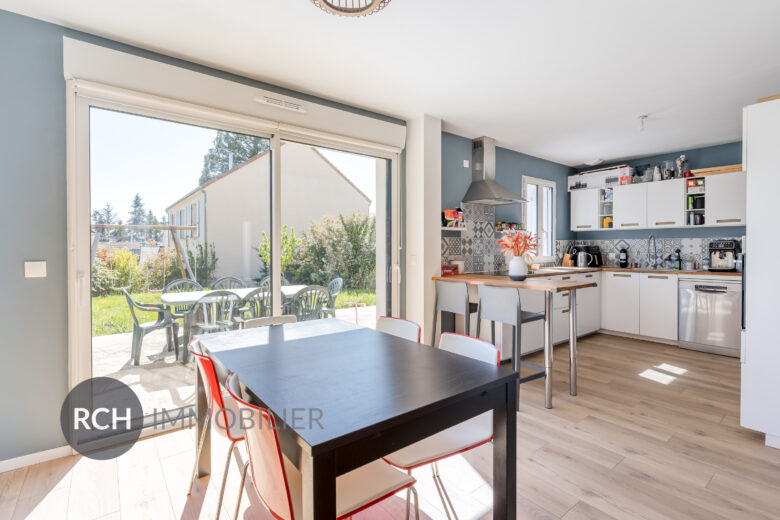 Photos du bien : Exclusivité – Autouillet – Jolie maison récente