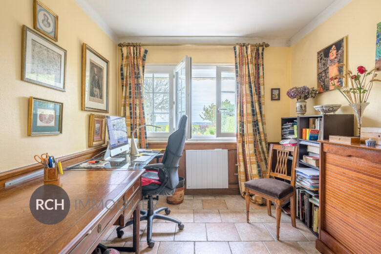 Photos du bien : Le Tremblay-sur-Mauldre – Maison familiale au calme avec joli jardin