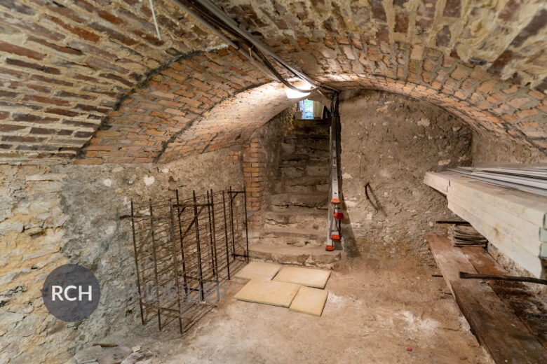 Photos du bien : Houdan Centre – Maison de Maître joliment rénovée au coeur de Houdan