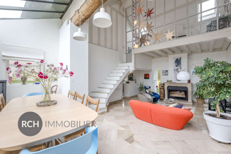 Photos du bien : Exclusivité – Boissy-Sans-Avoir – Maison familiale entièrement rénovée située au coeur d&rsquo;un village