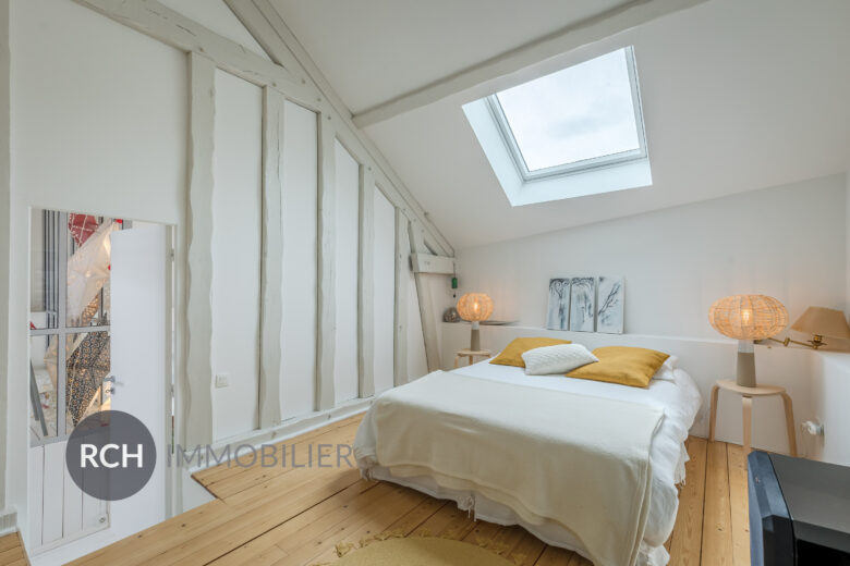 Photos du bien : Exclusivité – Boissy-Sans-Avoir – Maison familiale entièrement rénovée située au coeur d&rsquo;un village