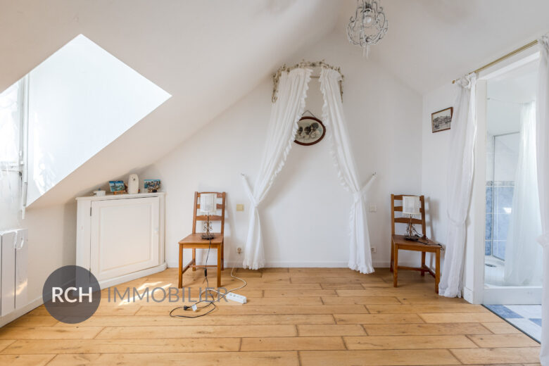 Photos du bien : Flexanville – Maison bourgeoise en coeur de village