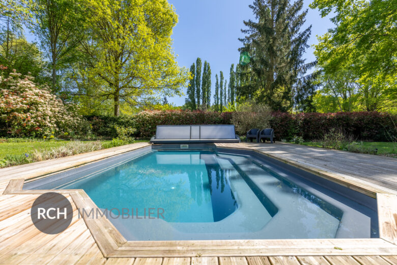 Photos du bien : Gambais – Propriété entièrement rénovée dans un environnement privilégié avec piscine chauffée