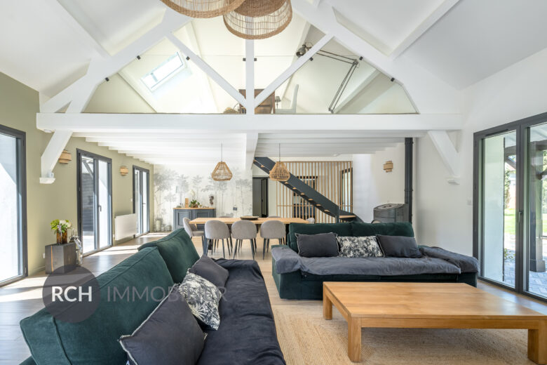 Photos du bien : Gambais – Propriété entièrement rénovée dans un environnement privilégié avec piscine chauffée