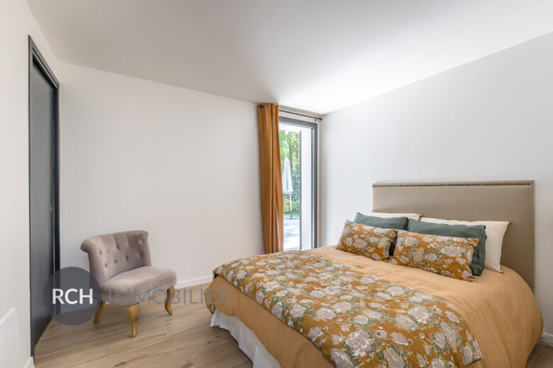 Photos du bien : Gambais – Propriété entièrement rénovée dans un environnement privilégié avec piscine chauffée