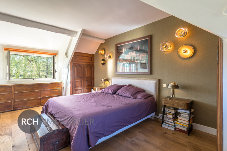 Photos du bien : Gambais – Demeure de charme avec vue dégagée au coeur de la forêt.