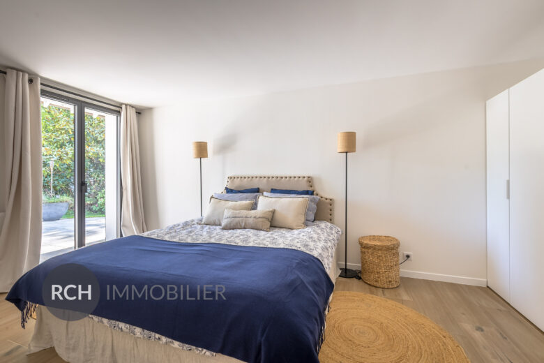 Photos du bien : Gambais – Propriété entièrement rénovée dans un environnement privilégié avec piscine chauffée