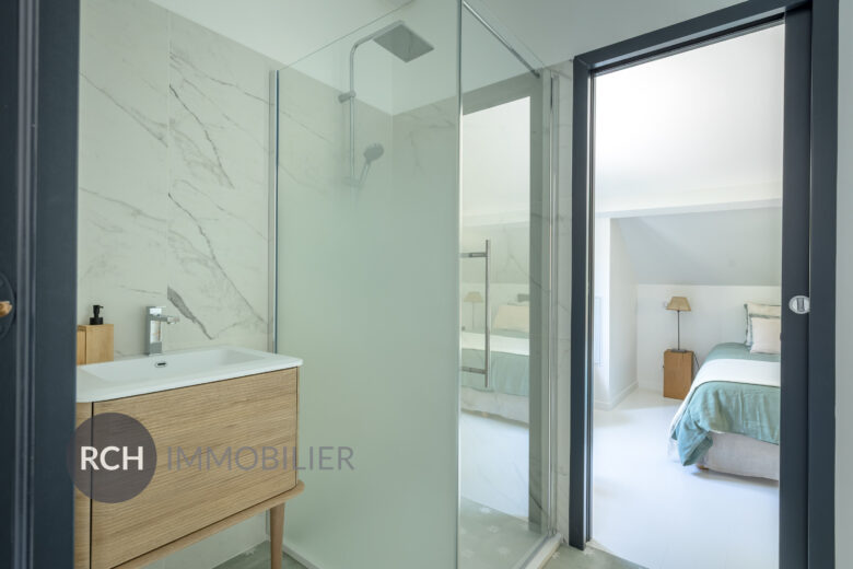 Photos du bien : Gambais – Propriété entièrement rénovée dans un environnement privilégié avec piscine chauffée