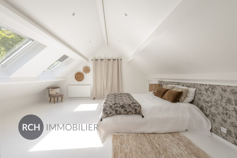 Photos du bien : Gambais – Propriété entièrement rénovée dans un environnement privilégié avec piscine chauffée