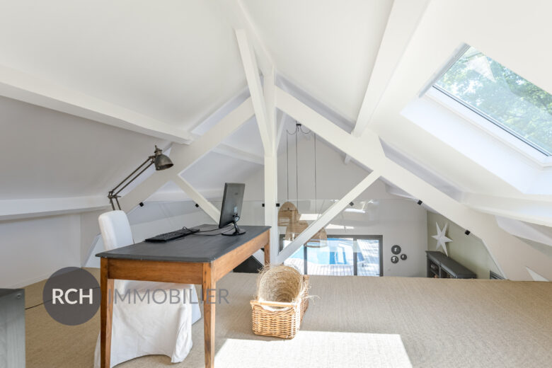 Photos du bien : Gambais – Propriété entièrement rénovée dans un environnement privilégié avec piscine chauffée