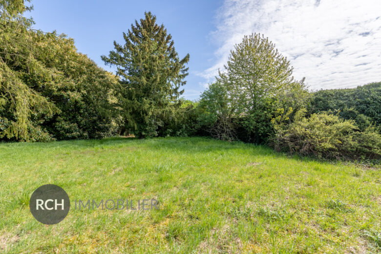 Photos du bien : Exclusivité – Garancières – Grange pleine de potentiel avec de beaux volumes à exploiter