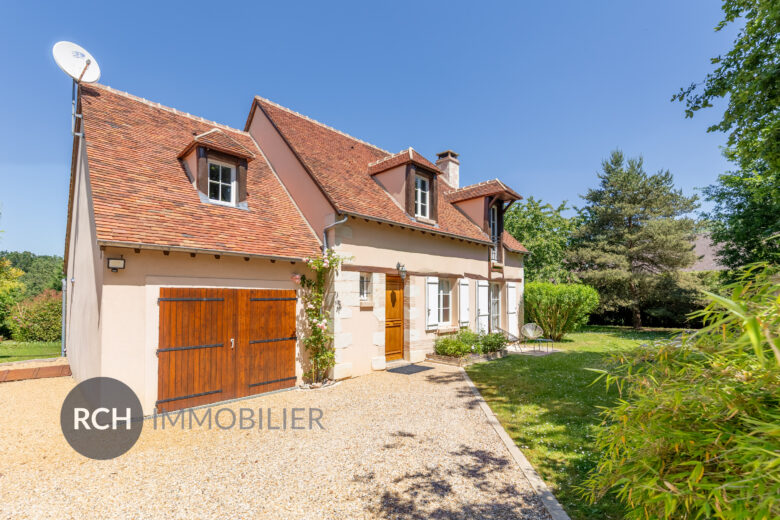 Photos du bien : Exclusivité – Gambais Centre – Très jolie maison « Serge Gautier » nichée sur un beau terrain arboré