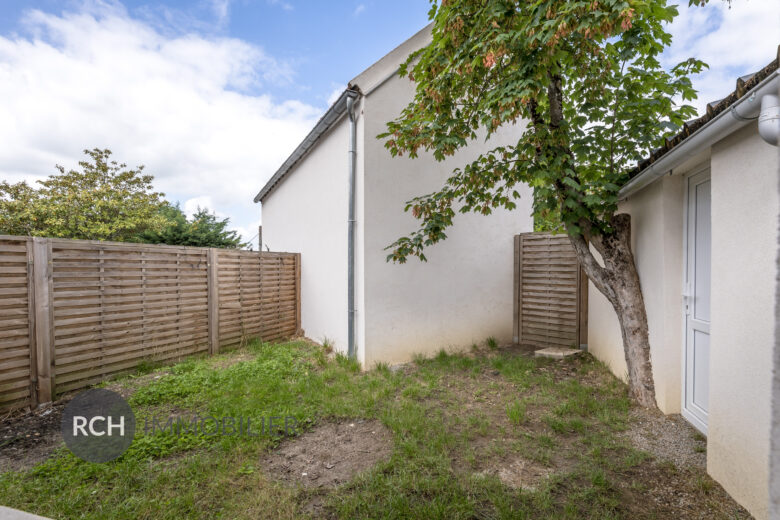 Photos du bien : Exclusivité – Gambais – Petite maison de plain pied avec jardin