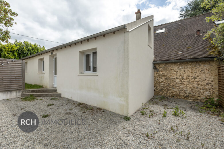 Photos du bien : Exclusivité – Gambais – Petite maison de plain pied avec jardin
