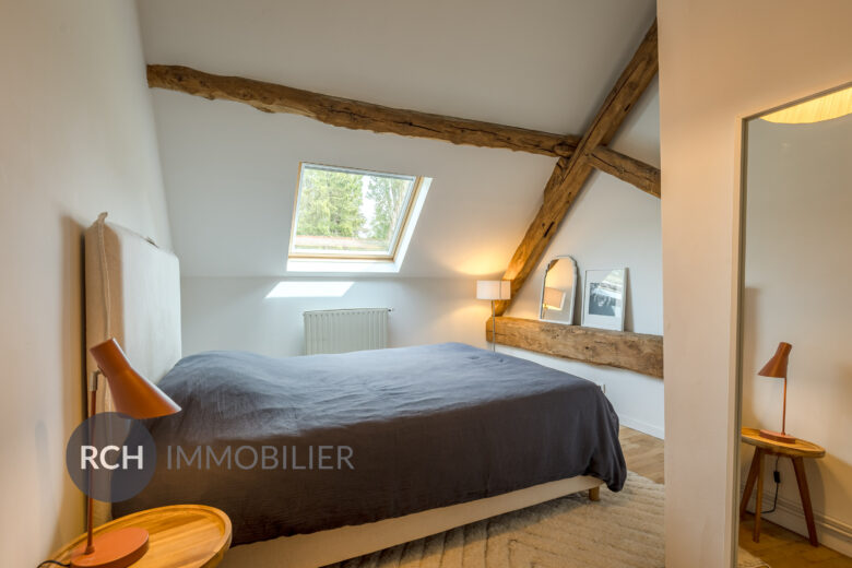 Photos du bien : Bazainville – Maison ancienne en pierre avec piscine chauffée dans un environnement privilégié