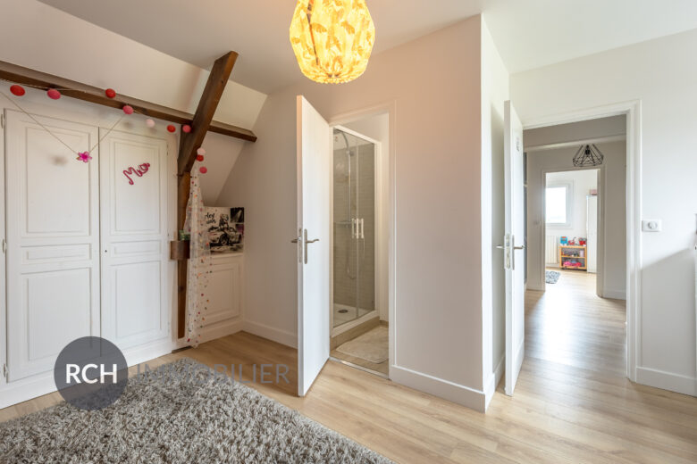 Photos du bien : Exclusivité – Location – Auteuil-le-Roi – Charmante maison meublée sur un beau terrain avec jacuzzi